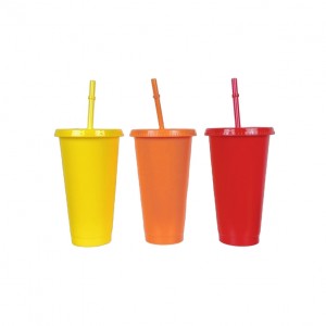 Solid Color Single Wall Plastic Cup Cold Water Drink Coffee Cup With Straw